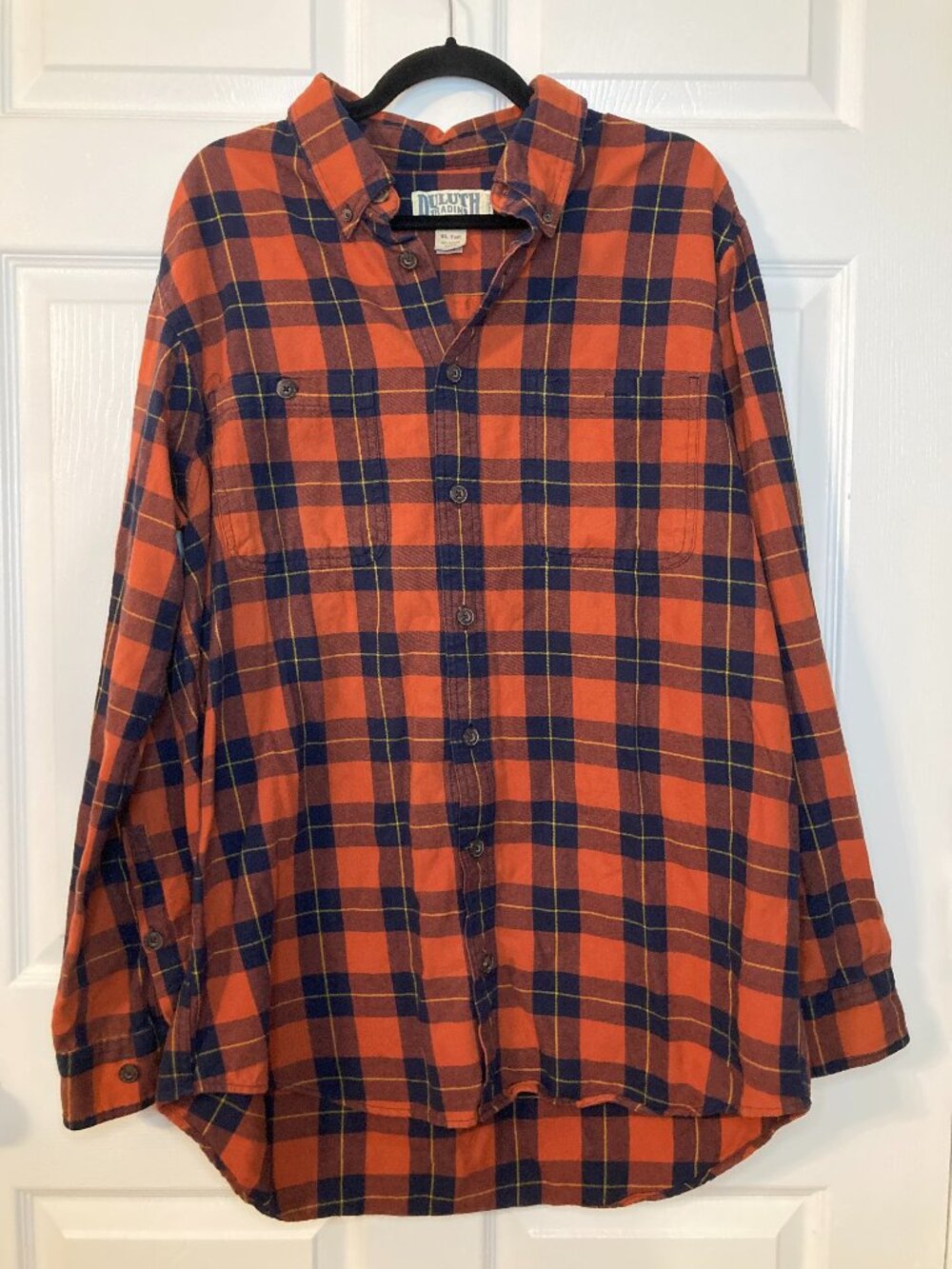Duluth Trading Co. Men's Red/Navy Plaid Button-Up Flannel Shirt - Size XL TALL